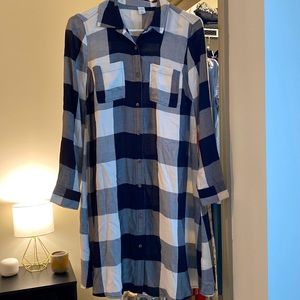 Black & white plaid dress from Old Navy. Never been worn.